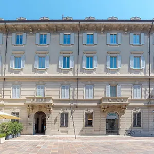 Della Corte - By Myhomeincomo Apartment